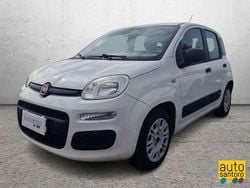 Bianco Usata 2015 Fiat Panda Pop Due volumi | 7950 € (Buon prezzo)
