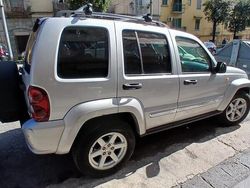 Usata 2006 Jeep Cherokee SUV | 3500 € (Super prezzo)