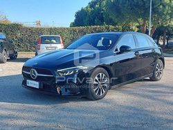 Nero Usata 2023 Mercedes A180 Advanced Due volumi | 27.500 € (Buon prezzo)