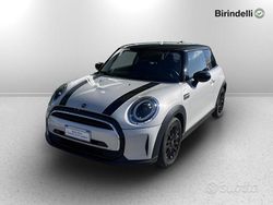 Whitesilver metallic Usata 2022 Mini Cooper Classic Due volumi | 23.750 € (Buon prezzo)