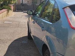 Blu Usata 2010 Ford Focus Tre volumi | 3000 €