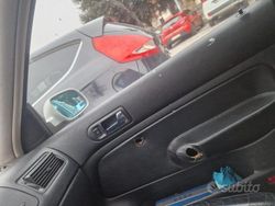 Grigio Usata 2001 VW Golf IV Tre volumi | 1700 € (Ottimo prezzo)