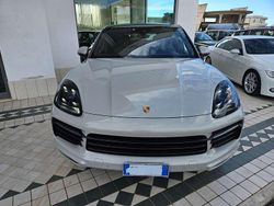 Grigio Usata 2021 Porsche Cayenne SUV | 58.890 € (Ottimo prezzo)