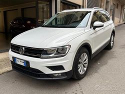 Bianco Usata 2019 VW Tiguan Sport SUV | 18.500 € (Buon prezzo)