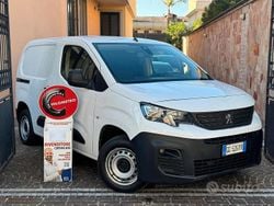 Bianco Usata 2021 Peugeot Partner Premium Monovolume | 10.490 € (Super prezzo)