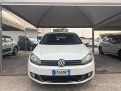 Bianco Usata 2012 VW Golf VII Highline Tre volumi | 6900 € (Super prezzo)