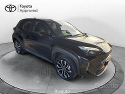 Nero Usata 2022 Toyota Yaris Cross Trend SUV | 22.500 € (Buon prezzo)