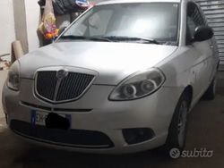 Grigio Usata 2009 Lancia Ypsilon Due volumi | 3500 € (Buon prezzo)