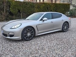 Grigio Usata 2012 Porsche Panamera Platinum Edition Tre volumi | 24.000 € (Buon prezzo)