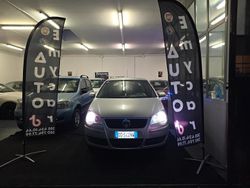Argento Usata 2007 VW Polo Comfortline Tre volumi | 1990 € (Ottimo prezzo)