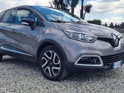 Grigio Usata 2016 Renault Captur Iconic SUV | 9500 € (Cara)