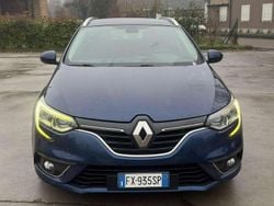 Blu/azzurro Usata 2019 Renault Mégane IV Business Station wagon | 7900 € (Ottimo prezzo)