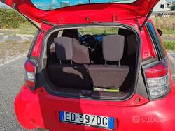 Rosso Usata 2010 Toyota iQ Due volumi | 5000 € (Super prezzo)