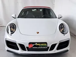Porsche 911 Carrera GTS