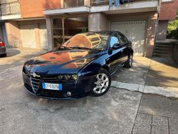 Blu Usata 2005 Alfa Romeo 159 Tre volumi | 1299 € (Ottimo prezzo)