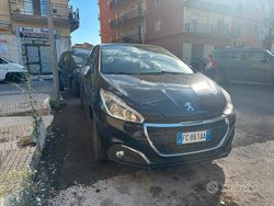 Blu Usata 2017 Peugeot 2008 SUV | 8500 €
