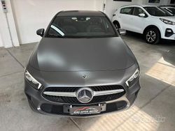 Grigio Usata 2021 Mercedes A180 Tre volumi | 22.490 € (Buon prezzo)