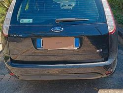 Nero Usata 2010 Ford Focus Style Station wagon | 4400 € (Cara)