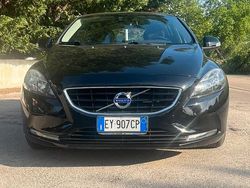 Nero Usata 2015 Volvo V40 Tre volumi | 6000 € (Ottimo prezzo)