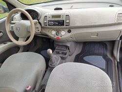 Nero Usata 2004 Nissan Micra Tre volumi | 2000 €