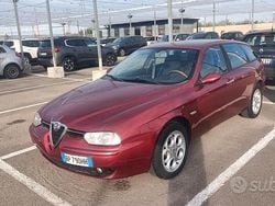 Rosso Usata 2000 Alfa Romeo 156 Tre volumi | 2500 € (Buon prezzo)