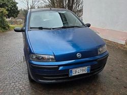 Blu Usata 2002 Fiat Punto Due volumi | 1800 € (Buon prezzo)