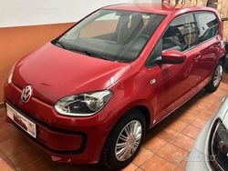 Rosso Usata 2014 VW up! Due volumi | 7490 € (Buon prezzo)
