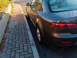 Marrone Usata 2009 Alfa Romeo 159 Tre volumi | 4500 €