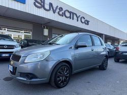 Grigio Usata 2011 Chevrolet Aveo LS Tre volumi | 1900 € (Buon prezzo)