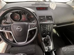 Grigio Usata 2011 Opel Meriva Monovolume | 6000 € (Buon prezzo)