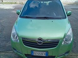 Verde Usata 2009 Opel Agila Monovolume | 3200 €