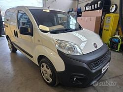 Bianco Usata 2016 Fiat Fiorino Monovolume | 6800 € (Buon prezzo)