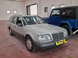Usata 1986 Mercedes 230 Station wagon | 5000 €
