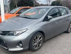Grigio Usata 2014 Toyota Auris Hybrid Sport Station wagon | 11.950 € (Molto cara)