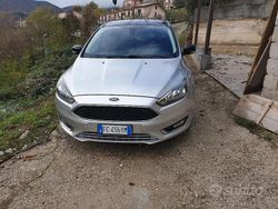 Grigio Usata 2016 Ford Focus S Tre volumi | 8000 € (Buon prezzo)