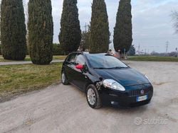 Nero Usata 2009 Fiat Grande Punto Due volumi | 3700 € (Buon prezzo)