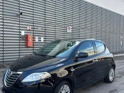 Usata 2015 Lancia Ypsilon Due volumi | 4000 € (Buon prezzo)