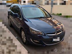 Usata 2014 Opel Astra Station wagon | 5750 €