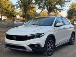 Bianco Usata 2023 Fiat Tipo Cross Tre volumi | 15.450 € (Buon prezzo)