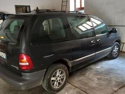 Grigio Usata 2000 Chrysler Grand Voyager Monovolume | 1000 €