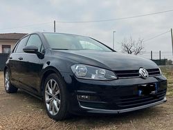 Nero Usata 2015 VW Golf VII Tre volumi | 10.000 € (Buon prezzo)