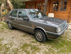 Usata 1988 Lancia Prisma Tre volumi | 1500 €