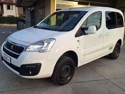 Bianco pastello Usata 2018 Peugeot Partner Tepee Monovolume | 13.900 € (Buon prezzo)