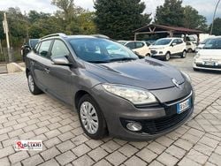 Grigio scuro Usata 2013 Renault Mégane III Tre volumi | 4200 € (Buon prezzo)