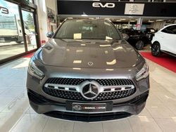 Grigio Usata 2021 Mercedes GLA200 Premium SUV | 32.900 € (Buon prezzo)