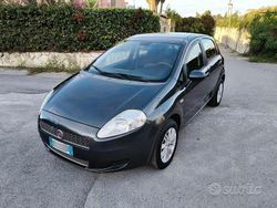 Nero Usata 2009 Fiat Grande Punto Due volumi | 3900 € (Buon prezzo)