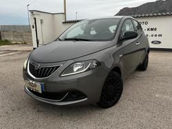 Grigio Usata 2022 Lancia Ypsilon S Due volumi | 10.500 € (Ottimo prezzo)