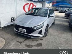 Grigio Nuova 2025 Hyundai i20 Tre volumi | 17.900 € (Buon prezzo)