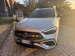 Argento Usata 2024 Mercedes GLA200 SUV | 45.000 € (Molto cara)