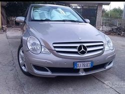 Usata 2008 Mercedes R280 Monovolume | 5000 € (Buon prezzo)